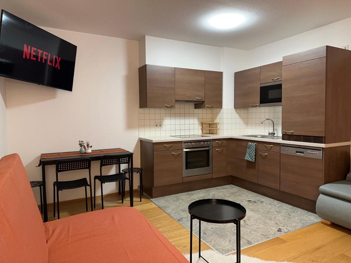 West2 Apartment Виена Екстериор снимка