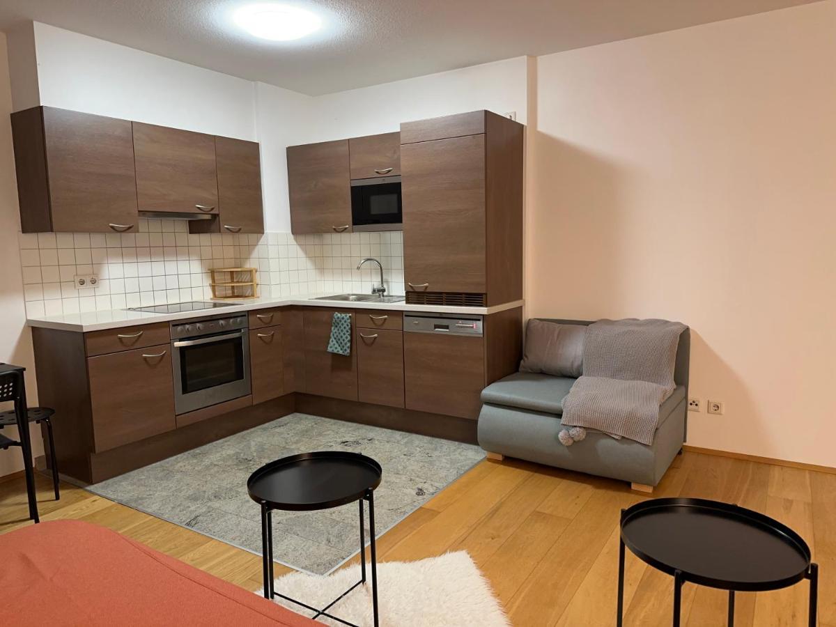 West2 Apartment Виена Екстериор снимка